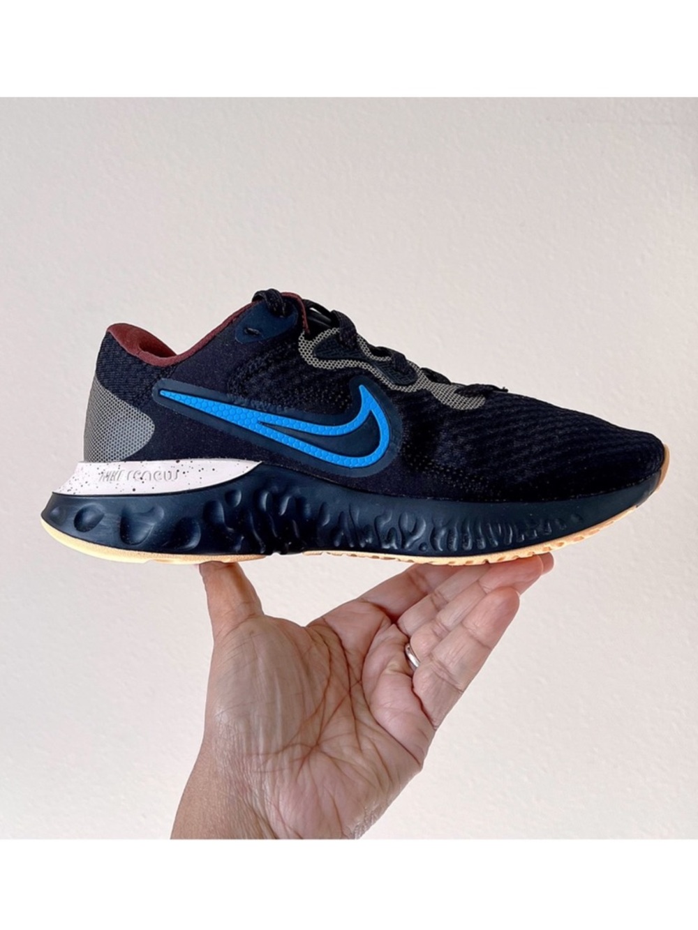 Nike Renew Run 2 Running Shoes Black Photo Blue Size Men's 6 / Women’s 7.5